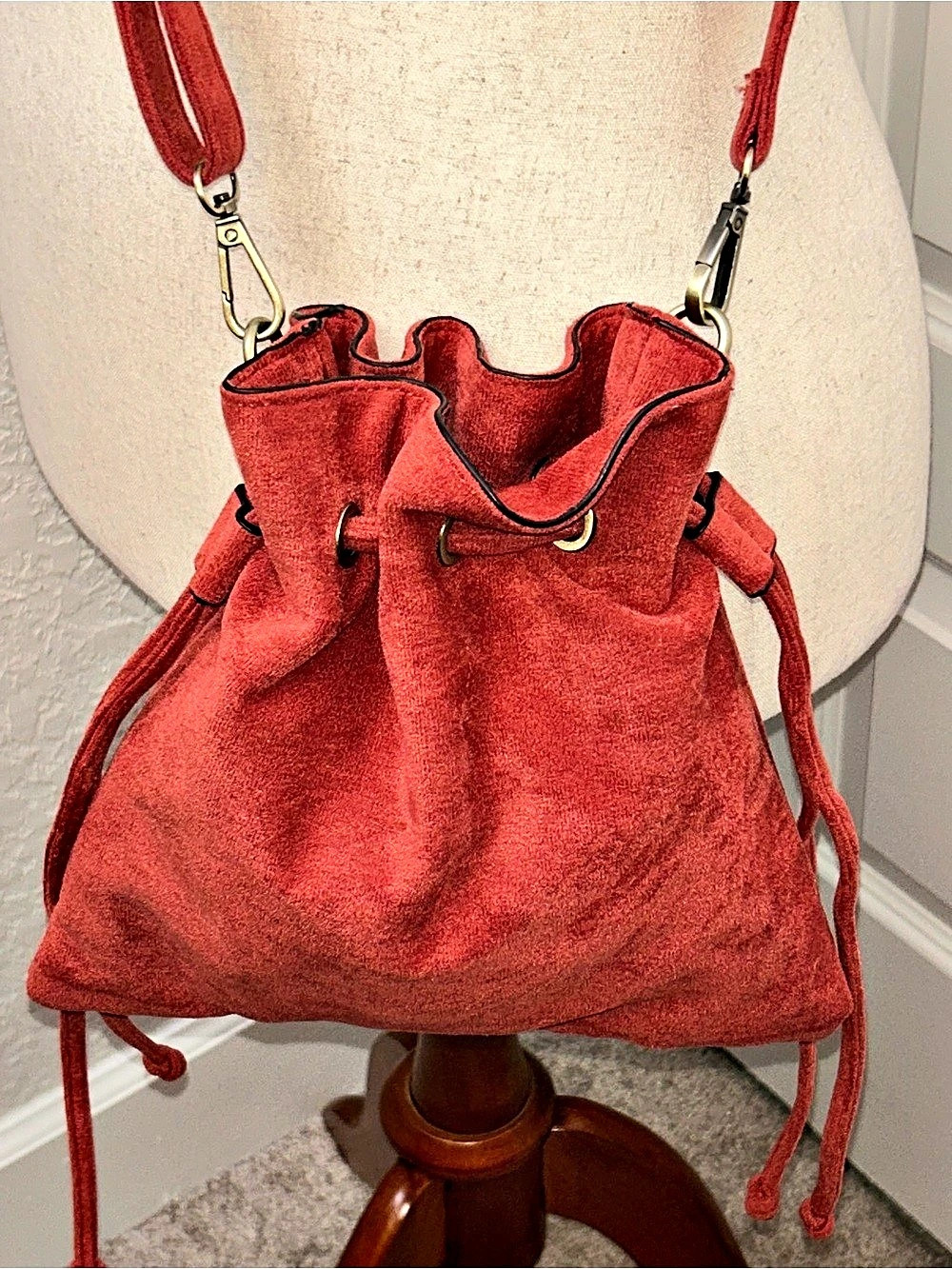 BUNULU Drawstring Shoulder Crossbody Purse Bag